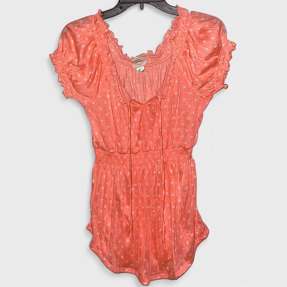 Self Esteem Bright Coral Polka Dot Ruffled Short Sleeve Top - Size Large